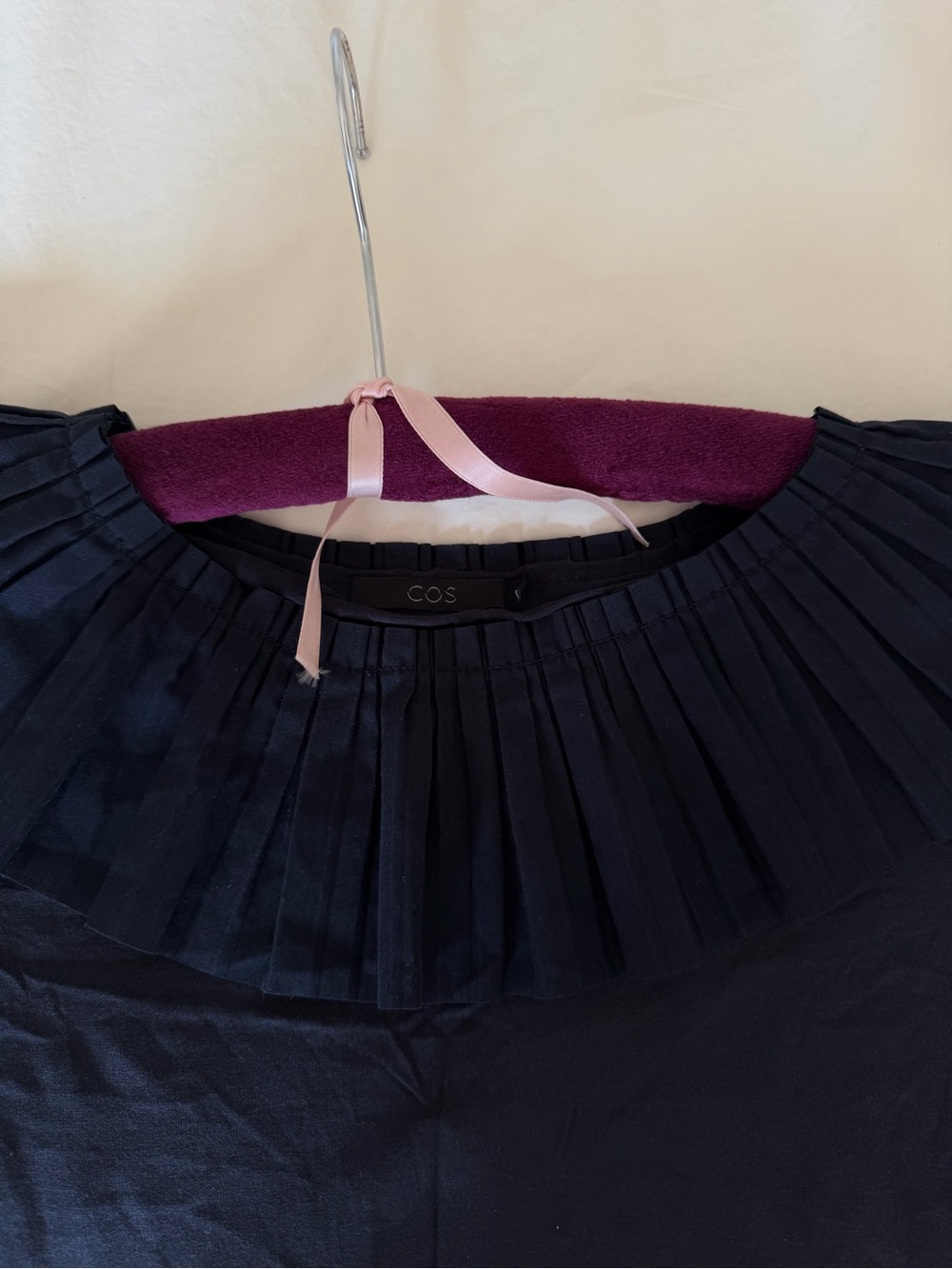 COS ruffle top - Picture 2 of 3